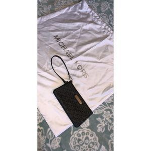 Michael Kors wristlet
